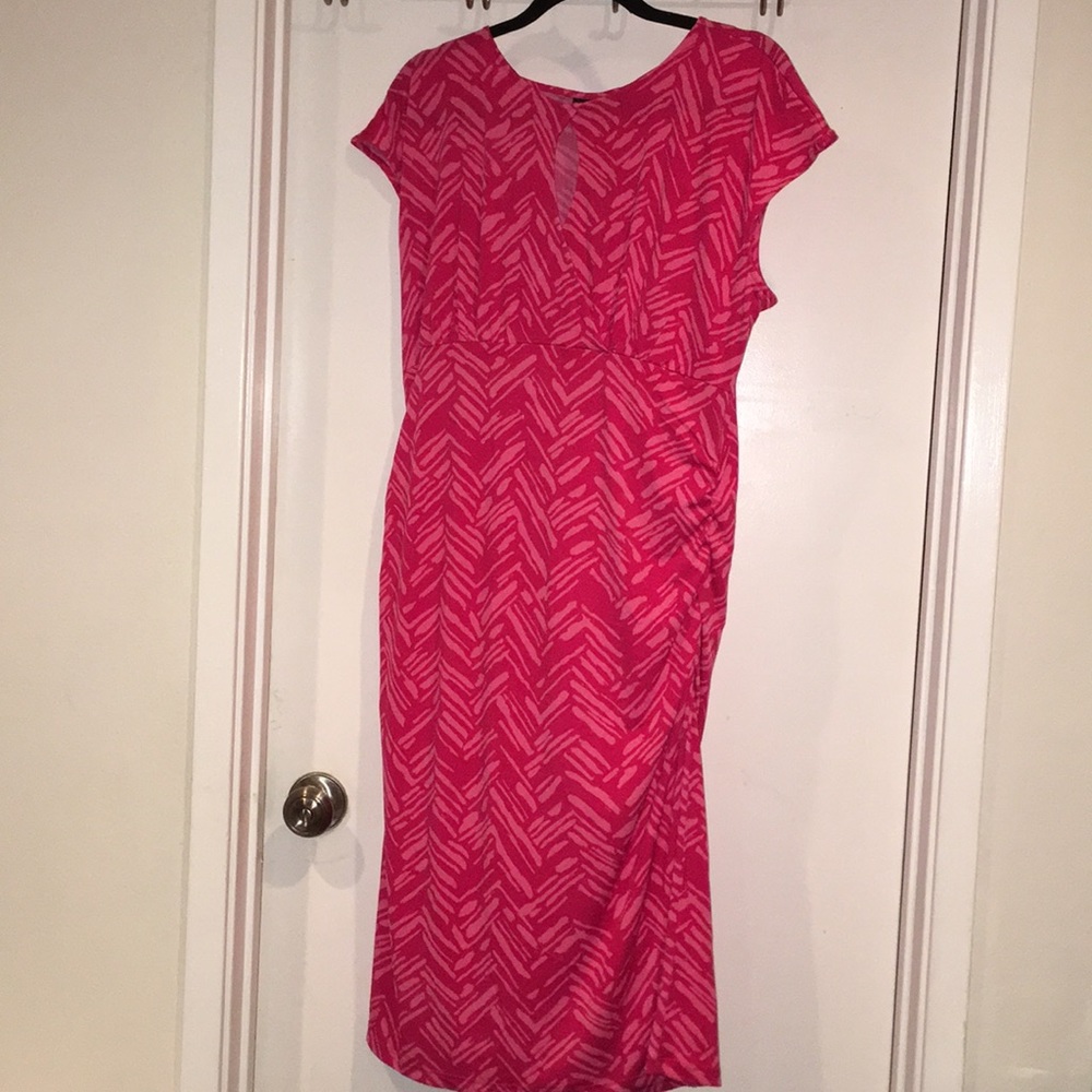 Red/pink dress size XL
